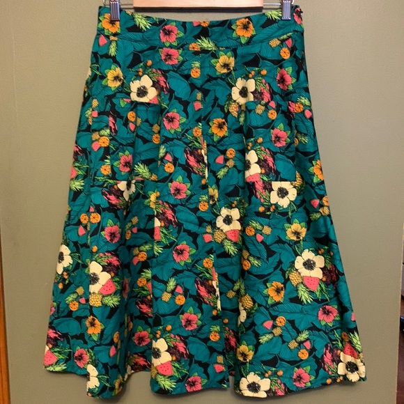 Tropical Skirt w Pockets - Picture 1 of 5